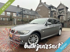 BMW 3-serie Touring - 320i 170PK Automaat Airco Leer