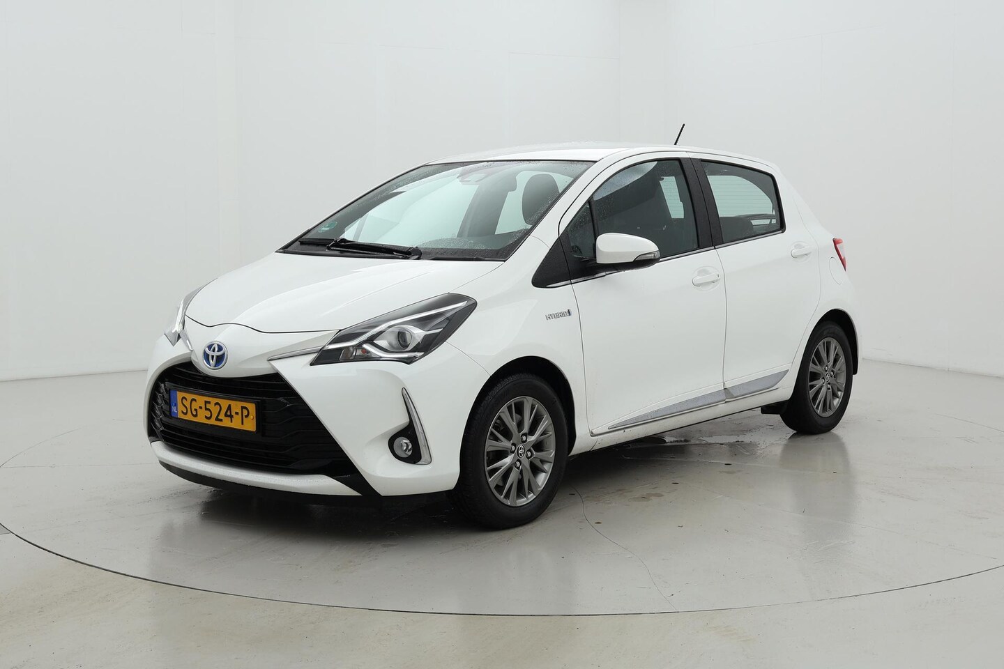 Toyota Yaris - 1.5 Hybrid Executive Fietsensteun - AutoWereld.nl