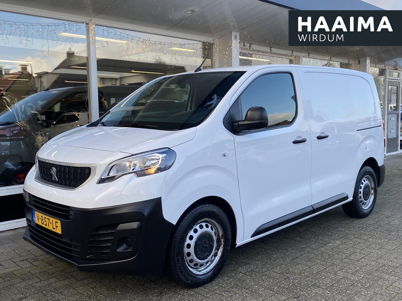 Peugeot Expert - 2.0 BlueHDI 120 L1H1 | Weinig kilometers | Trekhaak | Dubbele schuifdeuren | Parkeersensor - AutoWereld.nl