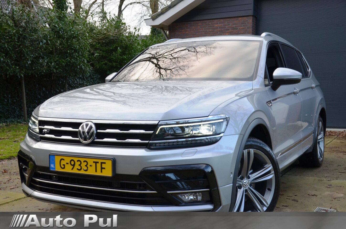 Volkswagen Tiguan Allspace - 1.5 TSI Highline Business R Line 7 Persoons Automaat/Navi/Pdc/Ecc/Achteruitrijcamera/Trekh - AutoWereld.nl