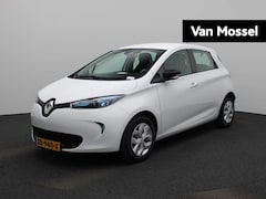 Renault Zoe - R90 Life 41 kWh | Navigatie | Climate Control | Parkeersensoren | Koopaccu |