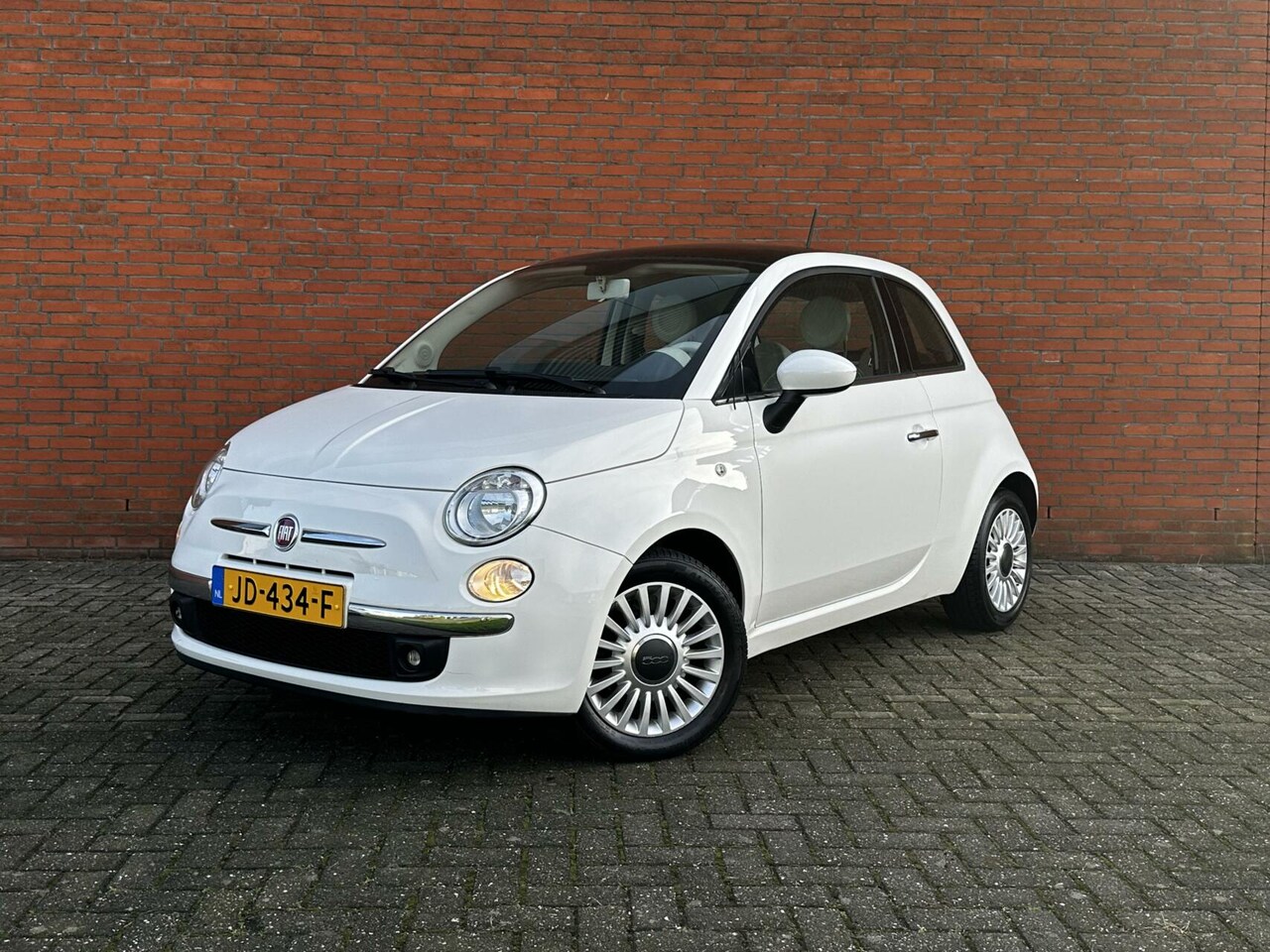 Fiat 500 - 1.2 Lounge| PANO |AIRCO | - AutoWereld.nl