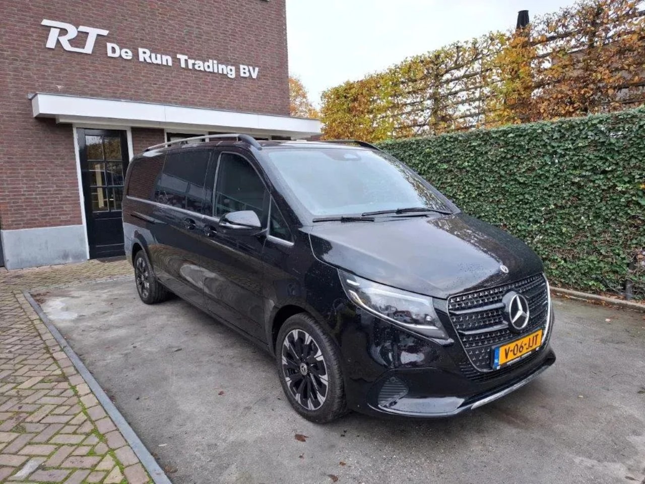 Mercedes-Benz V-klasse - 300 New Model XXL L3 / DC / elec deur / 360 / NIEUW - AutoWereld.nl