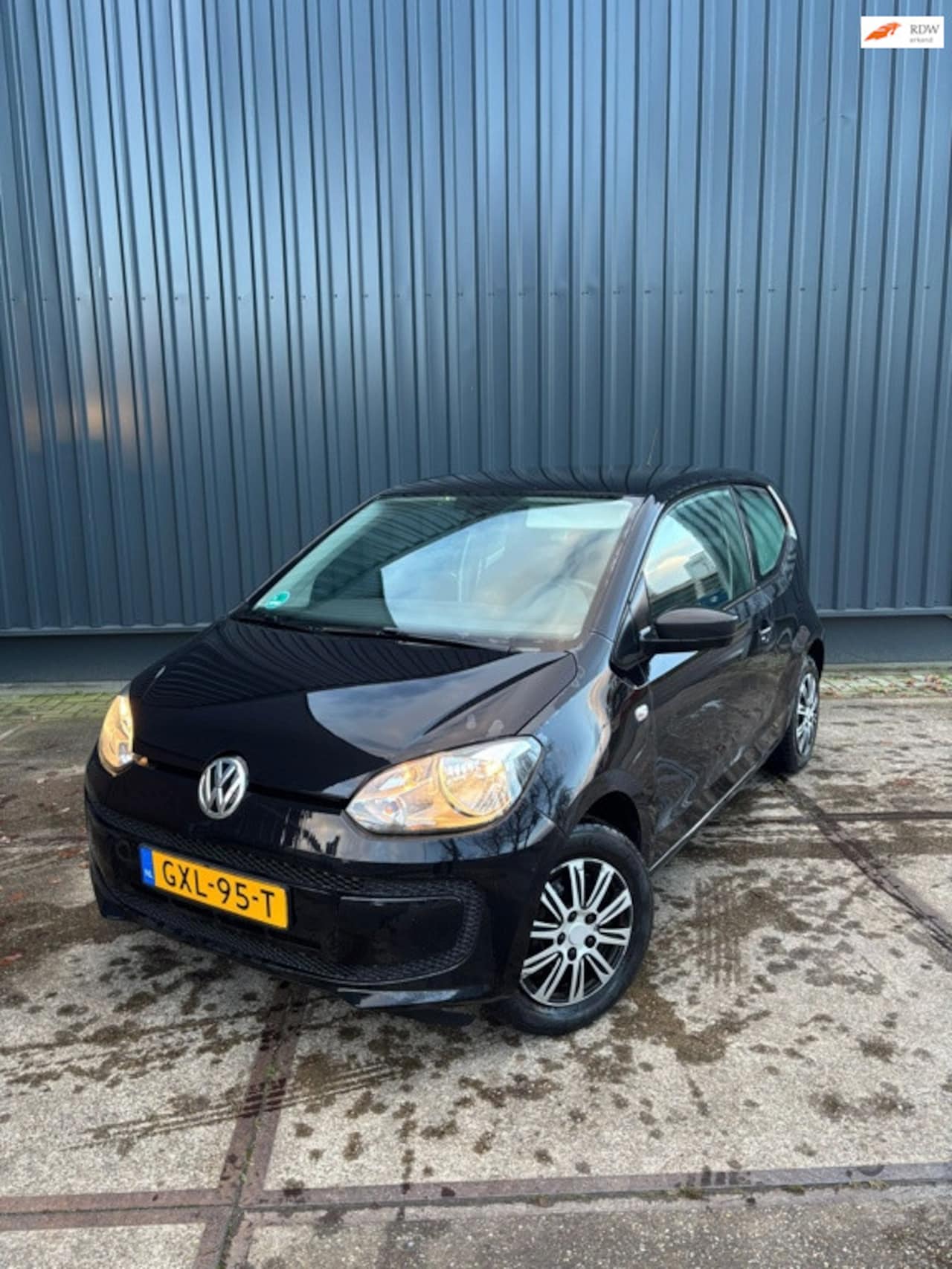 Volkswagen Up! - 1.0 groove up! BlueMotion 1.0 groove up! BlueMotion - AutoWereld.nl