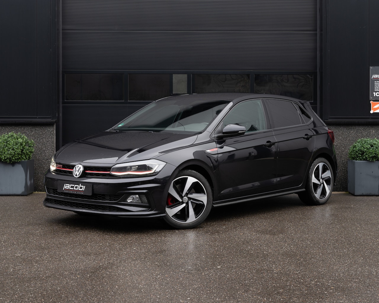 Volkswagen Polo - 2.0 TSI GTI 200PK  | ACC | Camera | Modus| DCC| Virtual | Led | Carplay | Sfeer | ACC | DC - AutoWereld.nl