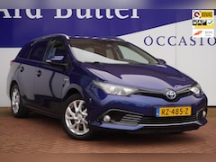 Toyota Auris Touring Sports - 1.8 Hybrid Dynamic+Navigatie+camera+Alcantara+16"lmv = SUPER PRIJS