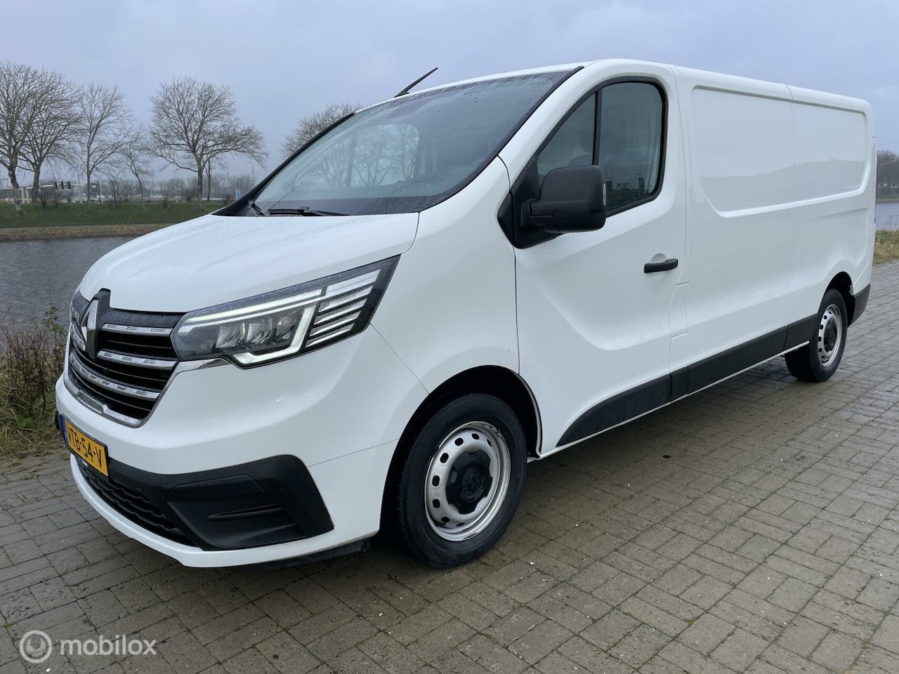 Renault Trafic - bestel 2.0 dCi 130 T30 L2H1 Comfort - AutoWereld.nl