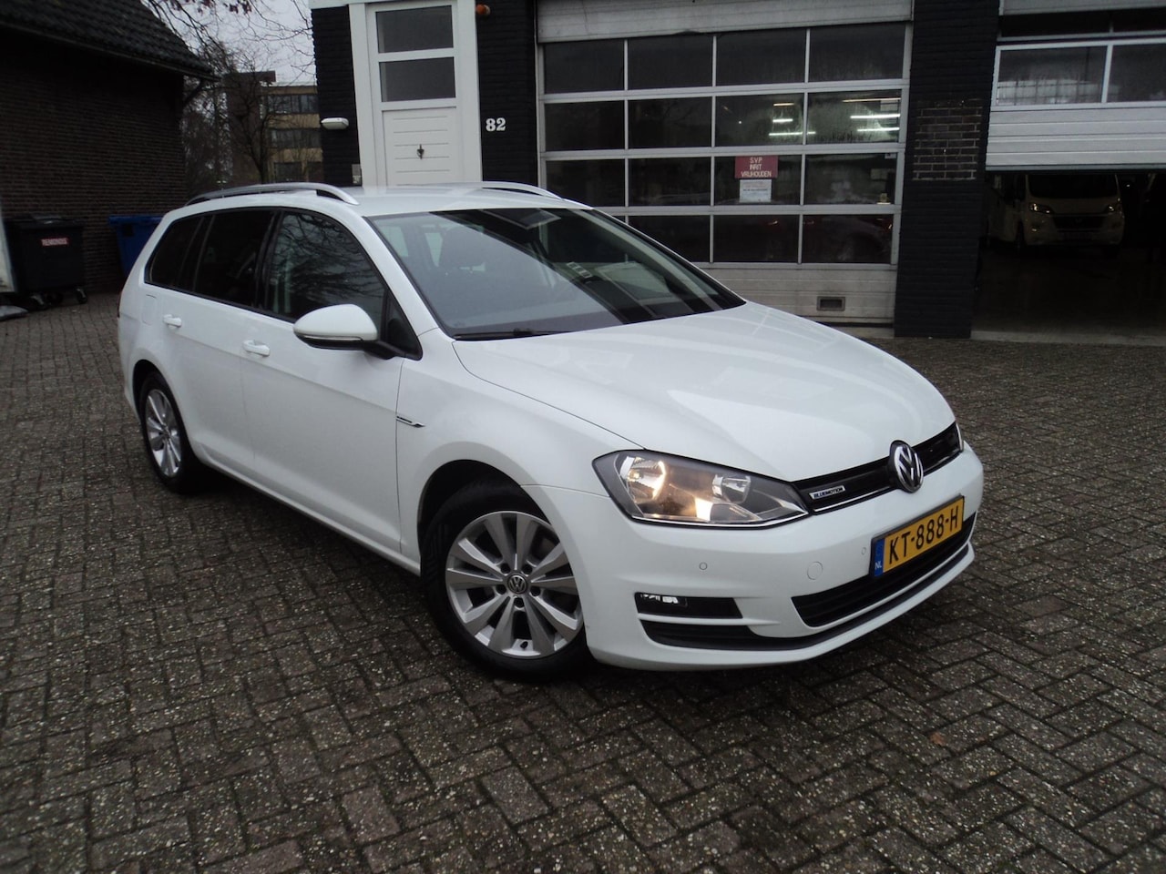 Volkswagen Golf Variant - 1.0 TSI Connected Series Camera Cruise Navi - AutoWereld.nl