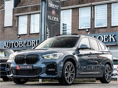 BMW X1 - xDrive25e High Exe M-Sport PANO HARMAN KARDON HUD CAMERA ELEK STOELEN BOMVOL