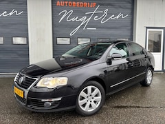 Volkswagen Passat - 1.4 TSI Comfortline+Clima+Cruise+Navi+Trekhaak