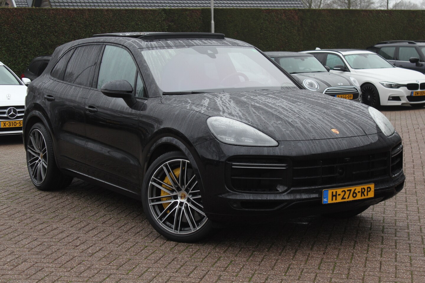 Porsche Cayenne - 4.0 Turbo / Trekhaak / Panoramadak / 360Camera / Keramisch / Burmester 3D / 22'' / Softclo - AutoWereld.nl