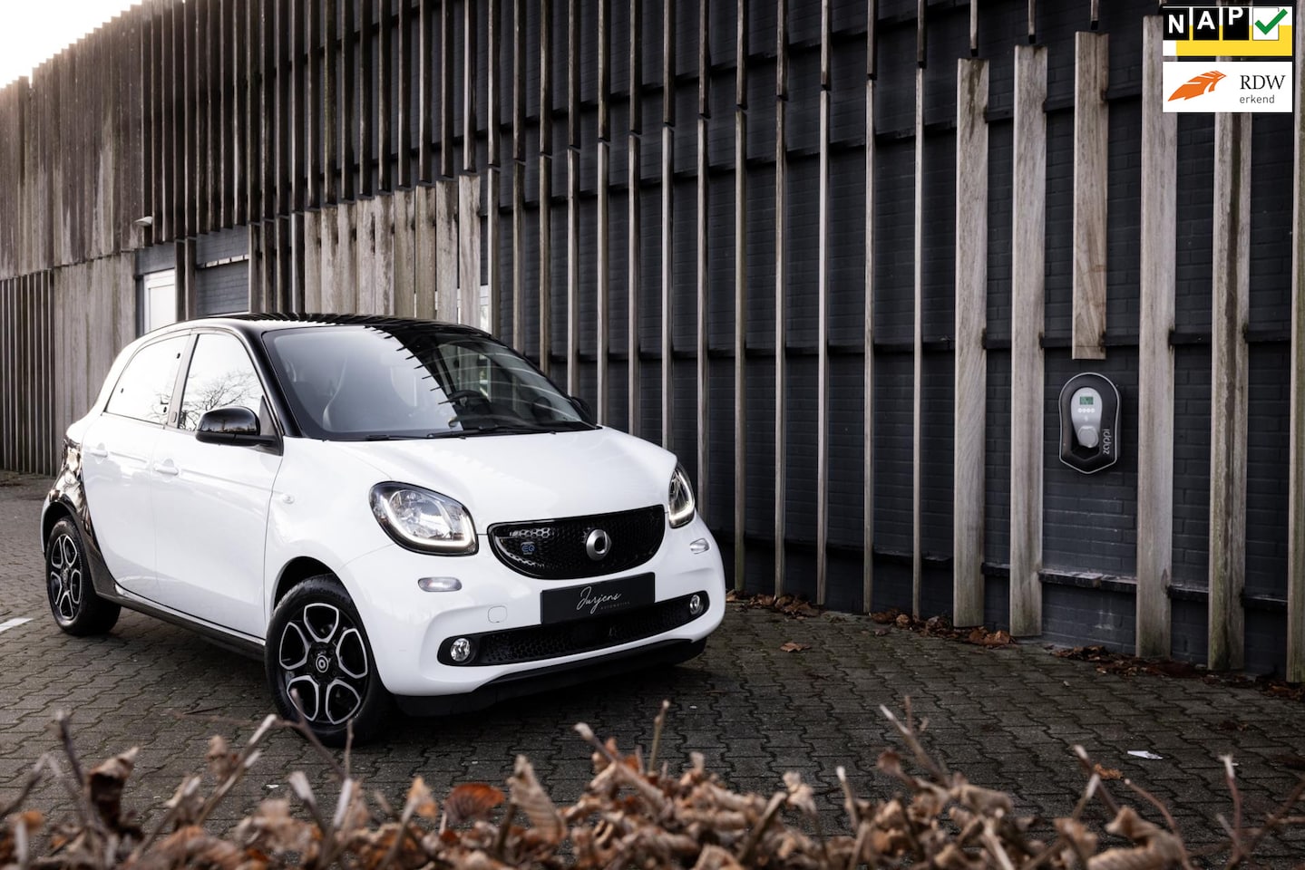 Smart Forfour - EQ 18kWh | incl. BTW | 1e eig | Luxe | - AutoWereld.nl