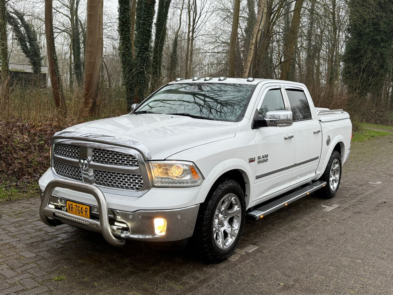 Dodge Ram 1500 - 5.7 V8 4x4 Crew Cab 5'7 Laramie Zeer complete Dodge - AutoWereld.nl