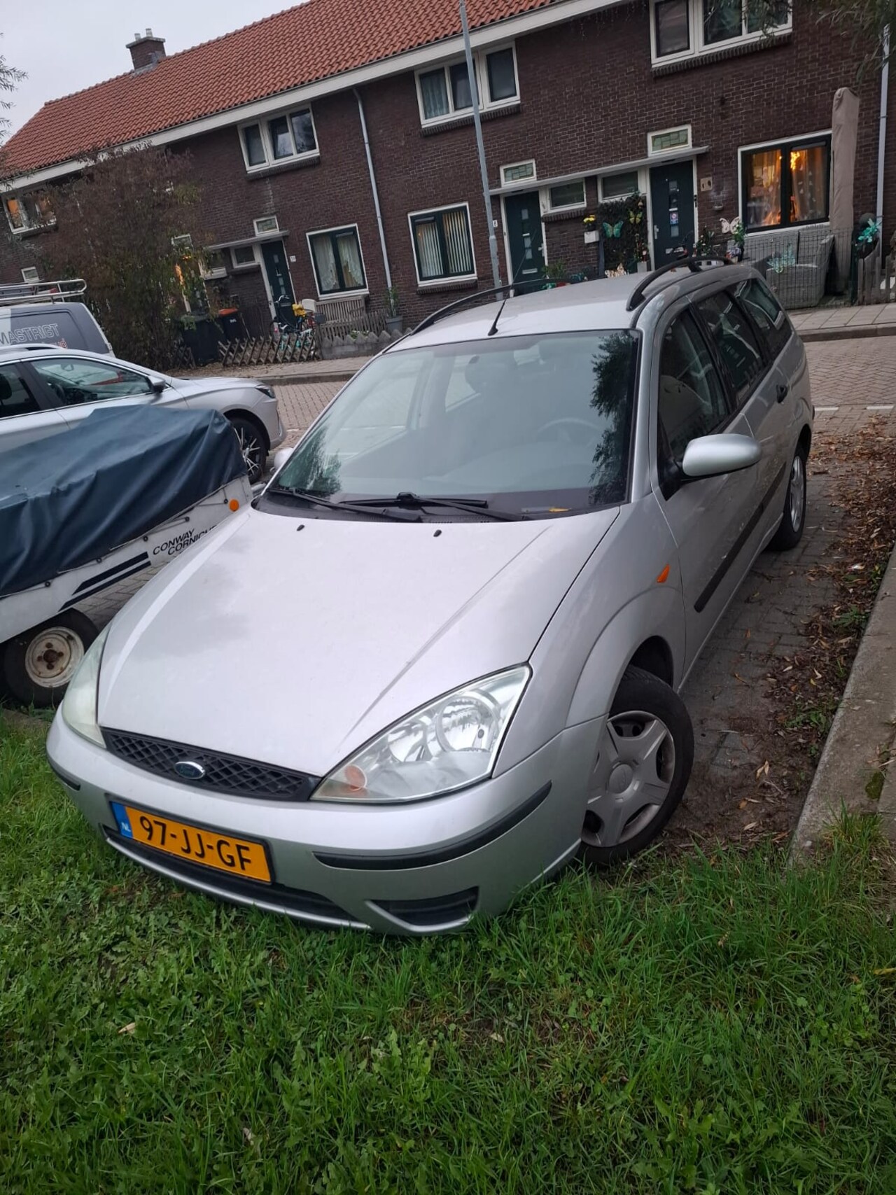 Ford Focus Wagon - 1.6-16V Cool Edition - AutoWereld.nl