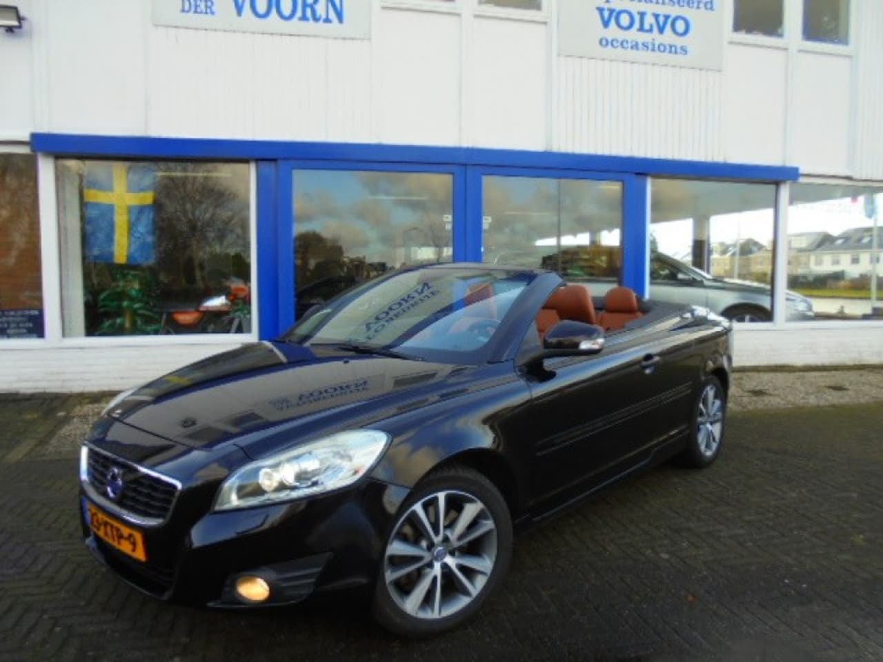 Volvo C70 - 2.0 D4 TOURER,AUT,LEDER,17 INCH.ORG NL! NIEUWSTAAT!!! - AutoWereld.nl