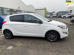 Hyundai i20 - 1.2i i-Vision AIRCO | CRUISE CONTROL | 32.000km | NAP | APK |