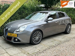 Alfa Romeo Giulietta - 1.4 T Distinctive Lusso Uconnect/PDC