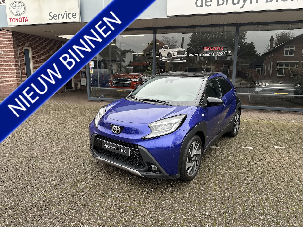 Toyota Aygo X - 1.0 VVT-i MT Premium parkeersensoren voor en achter / stoelverwarming / smartkey met start - AutoWereld.nl