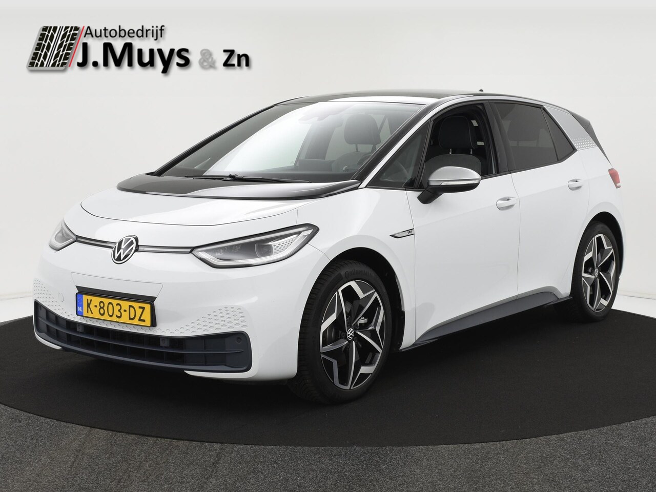 Volkswagen ID.3 - First Plus 58 kWh NAVI|ACC|STOEL+STUUVERW|LED|CAMERA|19INCH - AutoWereld.nl