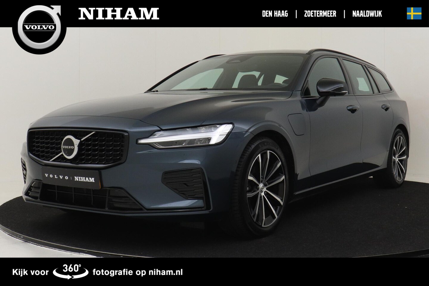 Volvo V60 - T6 RECHARGE AWD PLUS DARK -PANO.DAK|HK-AUDIO|360°CAM|BLIS|TREKHAAK - AutoWereld.nl