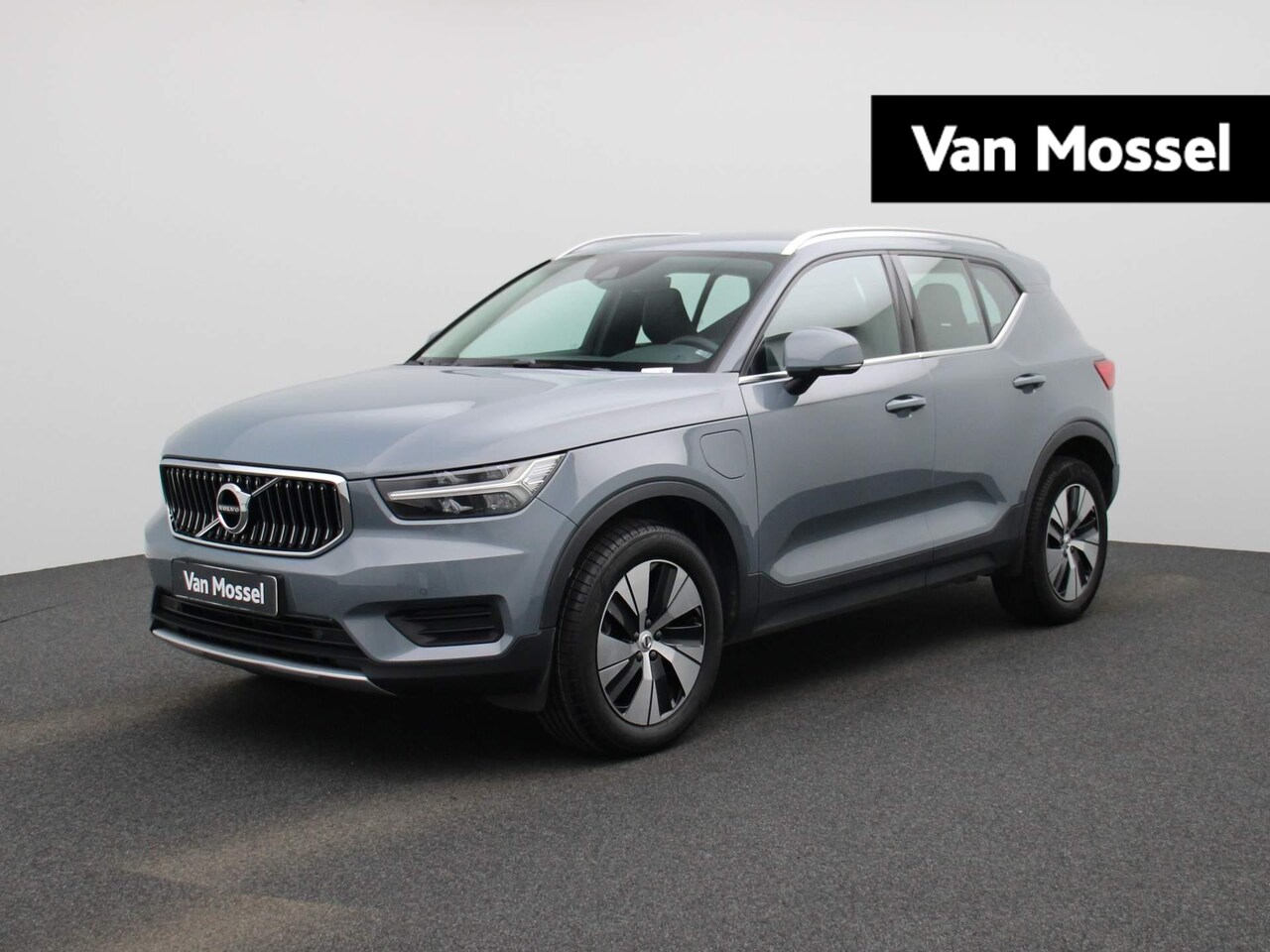 Volvo XC40 - 1.5 T5 Recharge R-Design | Automaat | Leder | Stoel/Stuur Verwarming | Camera | LMV | Clim - AutoWereld.nl