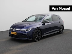 Volkswagen Golf - 1.5 eTSI R-Line Business | PANORAMADAK | IQ LIGHTS | APPLE CARPLAY | KEYLESS | SFEERVERLIC