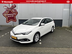 Toyota Auris Touring Sports - 1.2T Energy , org NL en 1e eigenaar, trekhaak, 57.000 km, 1.300 Kg trekgewicht