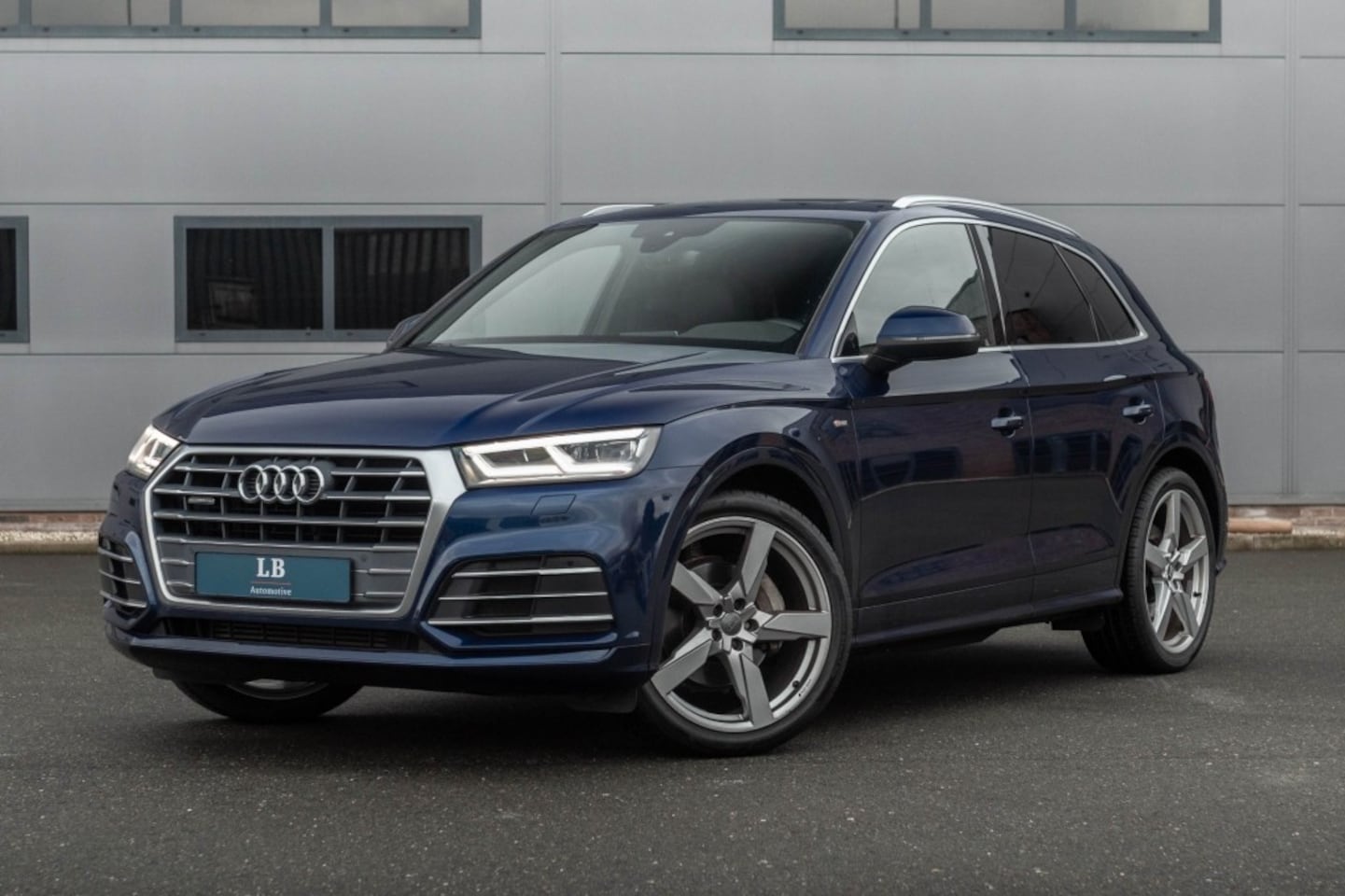 Audi Q5 - 2.0 TFSI, Quattro, S-line, Luchtvering, Pano - AutoWereld.nl