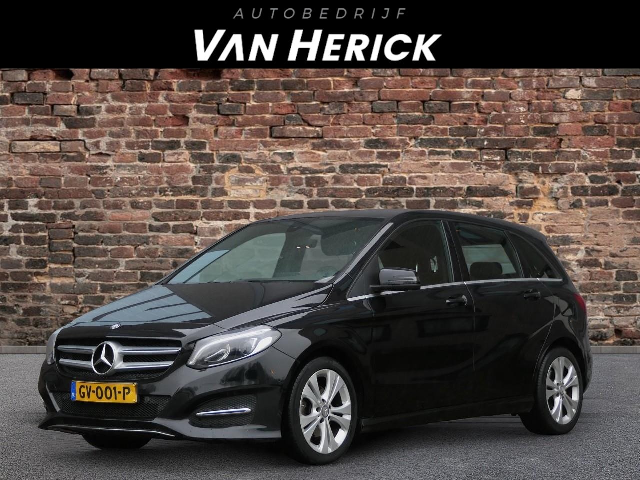 Mercedes-Benz B-klasse - 180 Ambition | Cruise | Sensoren | Xenon - AutoWereld.nl