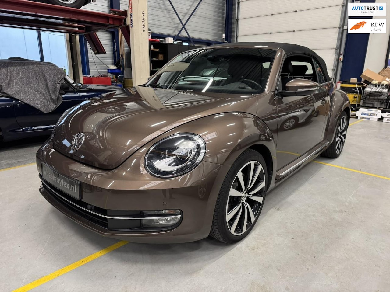 Volkswagen Beetle Cabriolet - 1.4 TSI Sport 1.4 TSI Sport - AutoWereld.nl