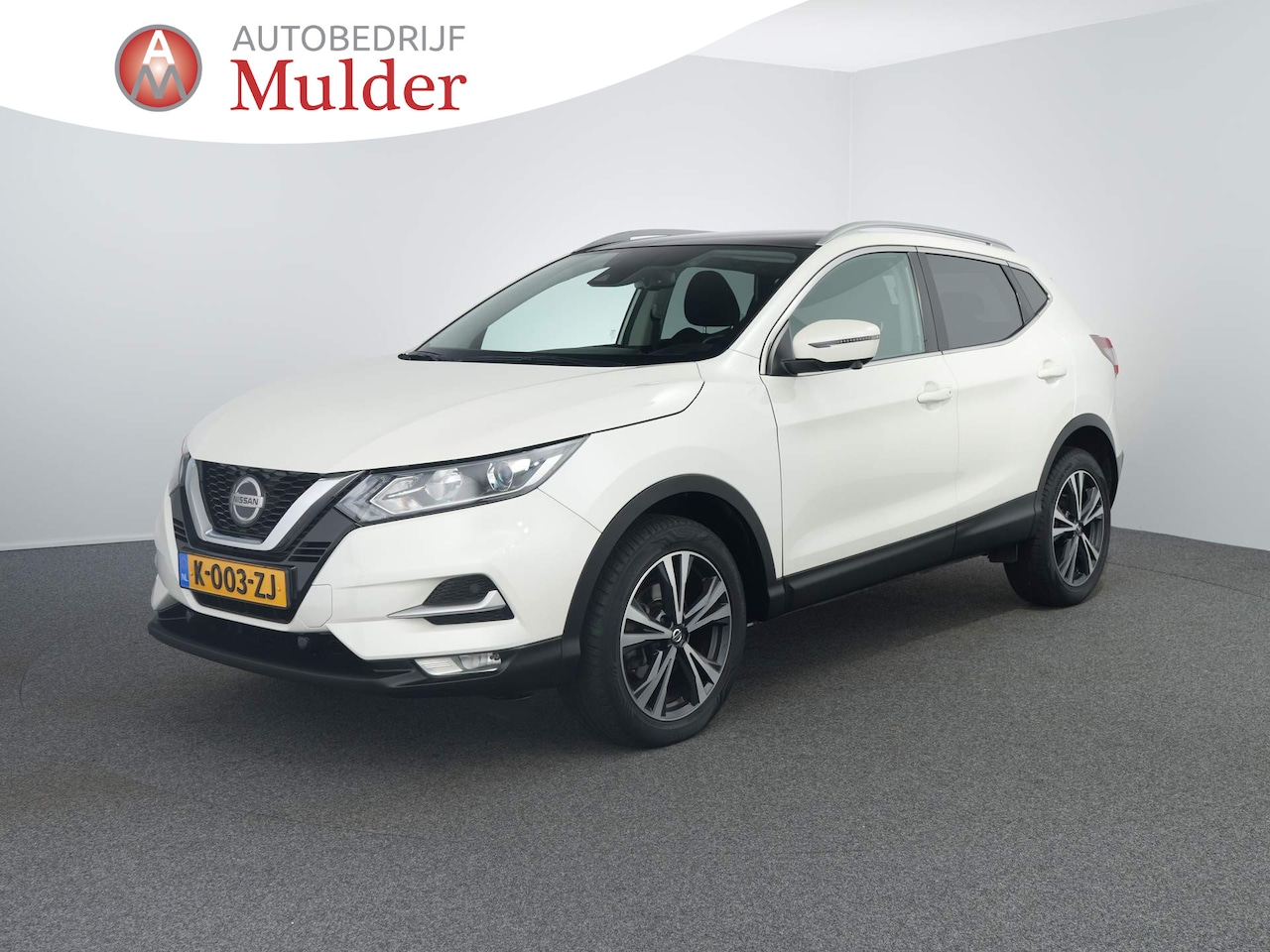 Nissan Qashqai - 1.3 DIG-T Design Edition | Pano | Trekhaak | 360 Camera - AutoWereld.nl