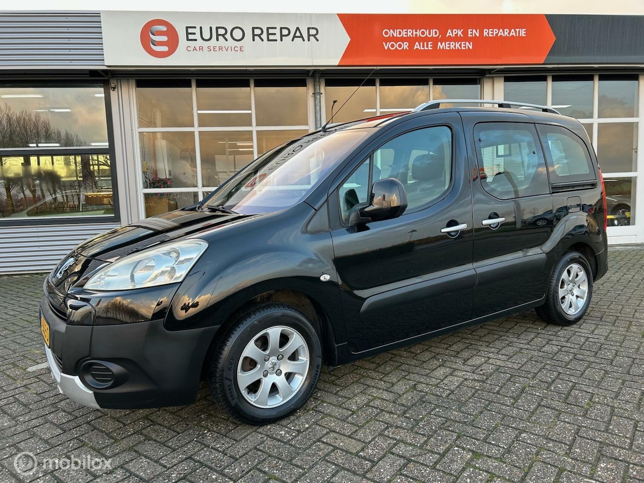 Peugeot Partner Tepee - 1.6 XT 1.6 - AutoWereld.nl