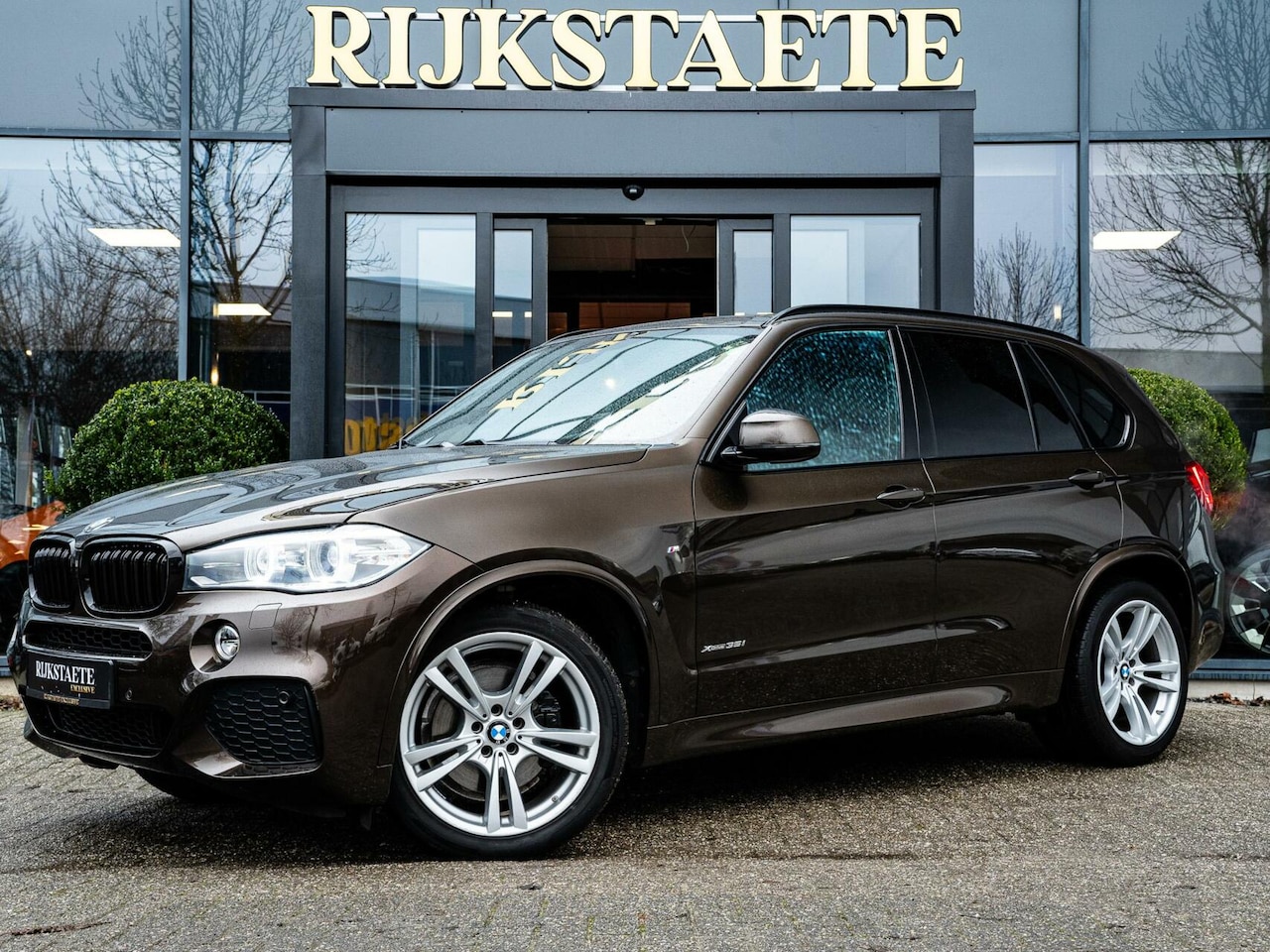 BMW X5 - xDrive35i High Executive|PANO|M-PAKKET|19''|MEMORY - AutoWereld.nl