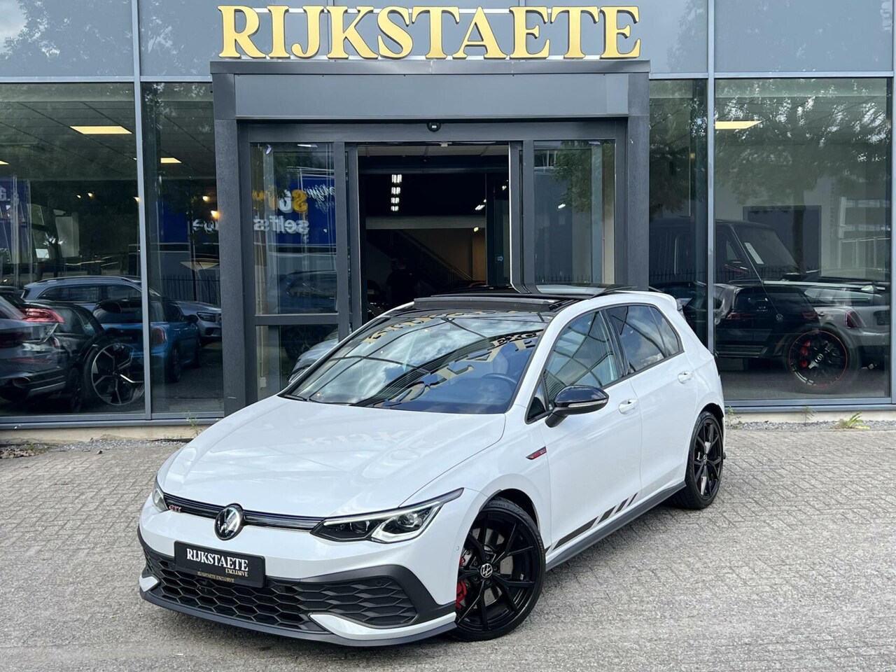 Volkswagen Golf - 2.0 TSI GTI Clubsport|PANO|LEDER|H&K|ACC|19' - AutoWereld.nl