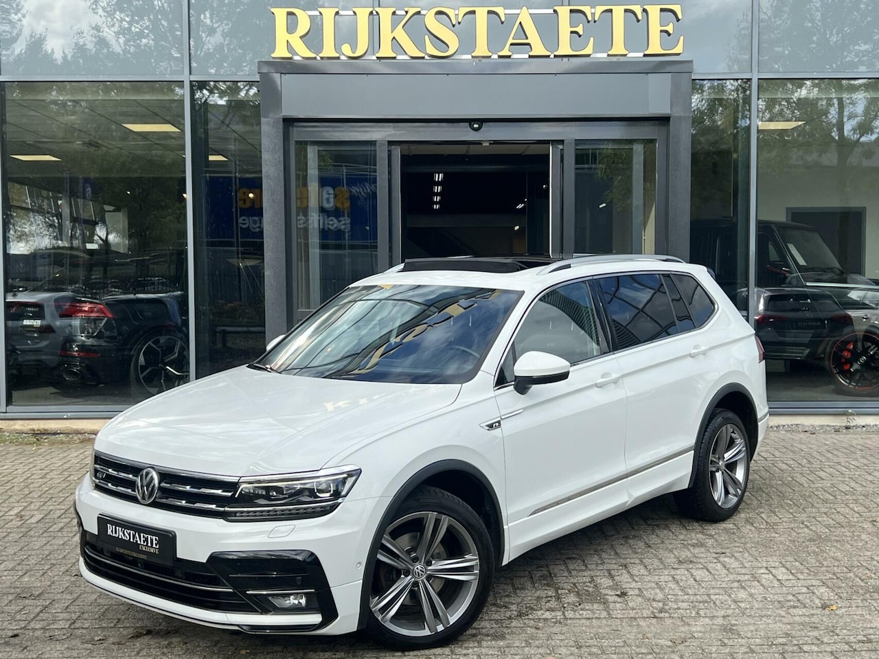 Volkswagen Tiguan Allspace - 1.4 TSI 7p.|R-LINE|PANO|ACC|19'' - AutoWereld.nl