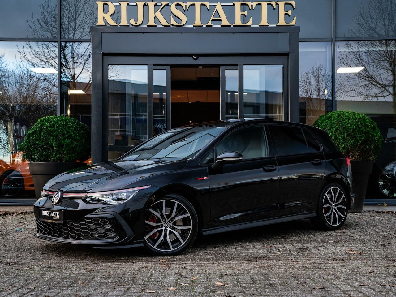 Volkswagen Golf - 2.0 TSI GTI|PANO|ACC|18''|HARMAN KARDON|IQ - AutoWereld.nl