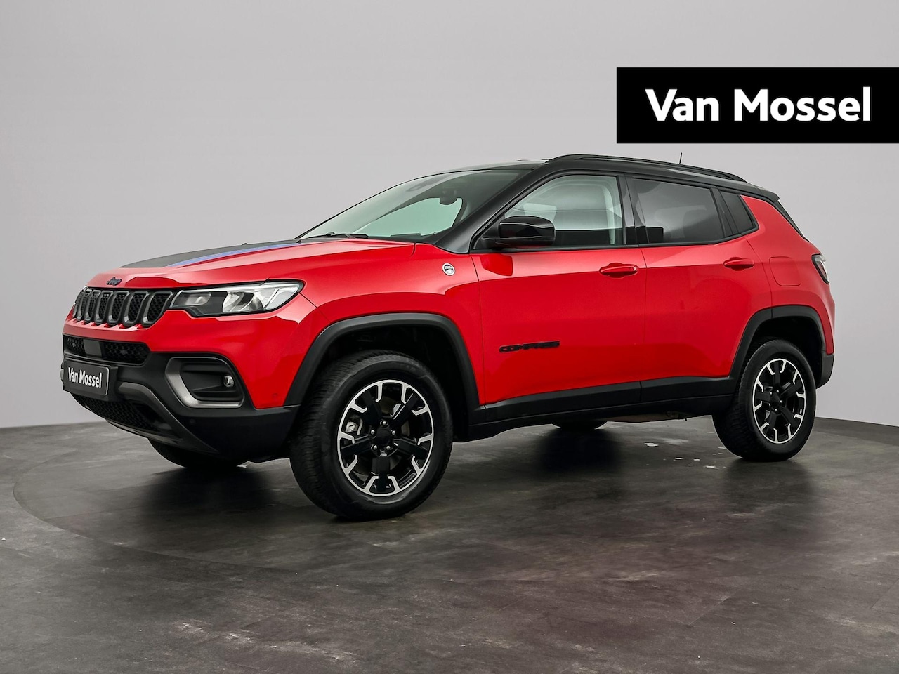 Jeep Compass - 4xe 240 Plug-in Hybrid Trailhawk | Navigatiesysteem | Achteruitrijcamera | Climate Control - AutoWereld.nl