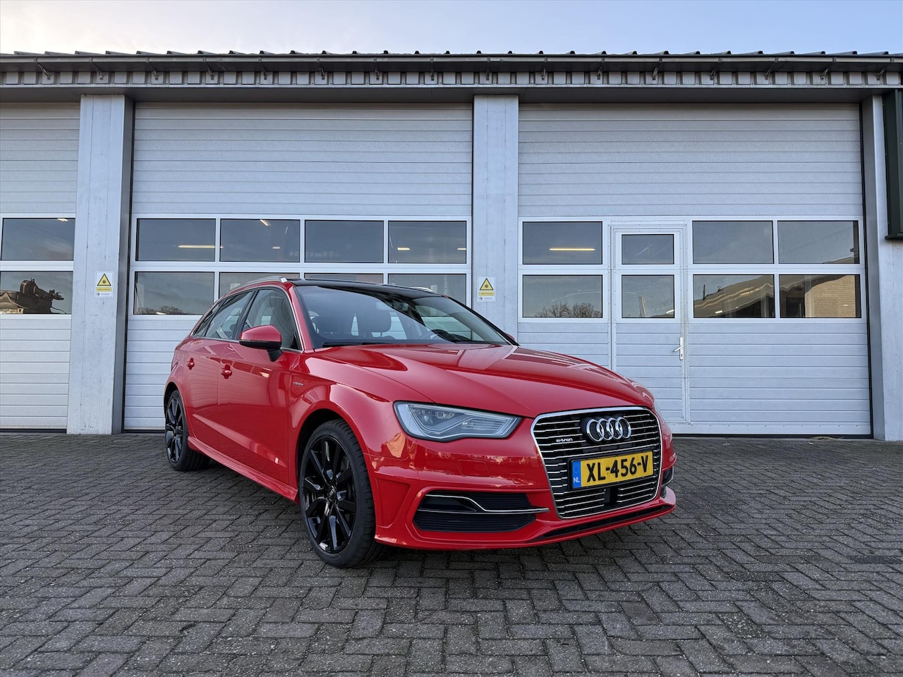 Audi A3 Sportback - 1.4 TFSI 204pk E-tron PHEV [PANO]LEER]KEYLESS] - AutoWereld.nl