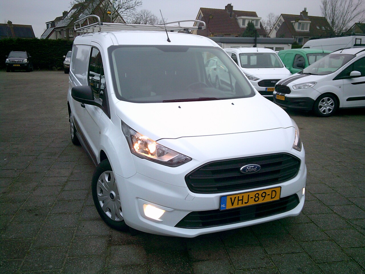 Ford Transit Connect - 1.5 EcoBlue L2 Trend VOORZIEN VAN AIRCO+CRUISE+IMERIAAL! EURO 6 !! - AutoWereld.nl