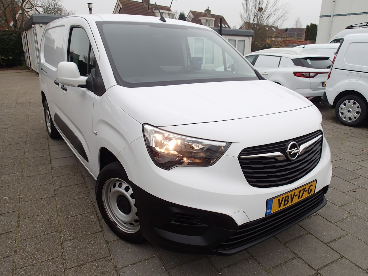 Opel Combo - 1.5D L2H1 Edition VOORZIEN VAN AIRCO+CRUISE !!!! L2 !! EURO 6 !! - AutoWereld.nl