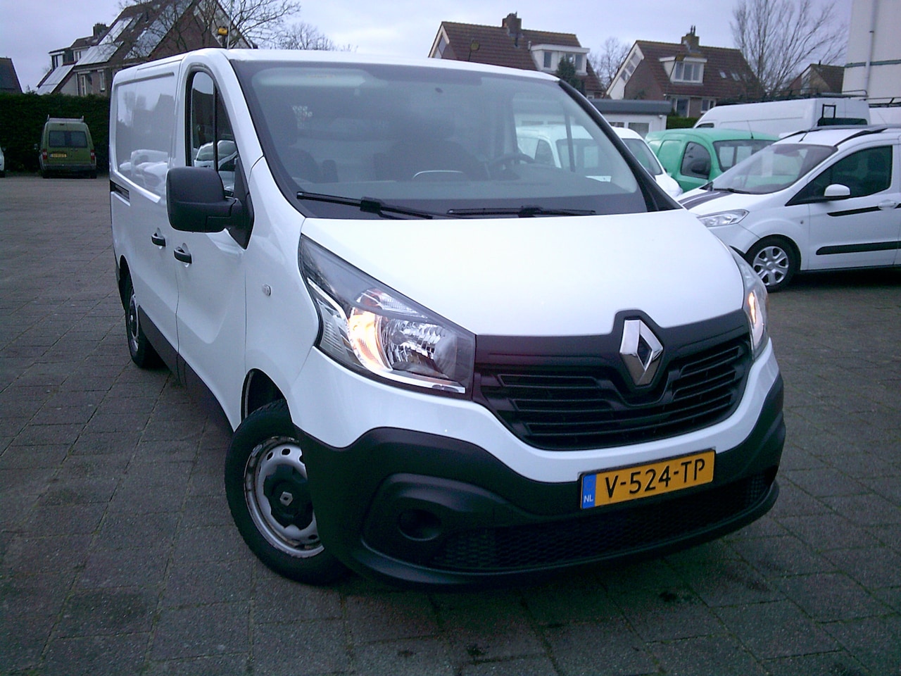 Renault Trafic - 1.6 dCi T29 L1H1 Comfort Energy VOORZIEN VAN AIRCO+CRUISE+TREKHAAK! EURO 6 ! - AutoWereld.nl