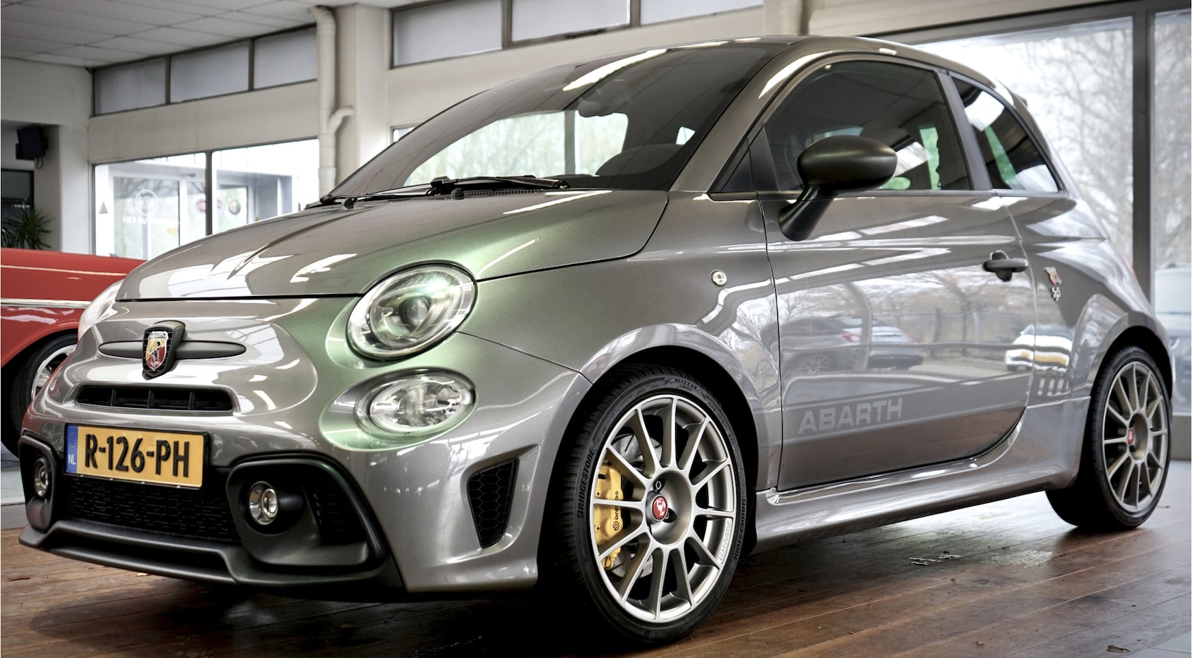 Abarth 500 - 1.4 180 pk Competizione 70th Anniversary - AutoWereld.nl