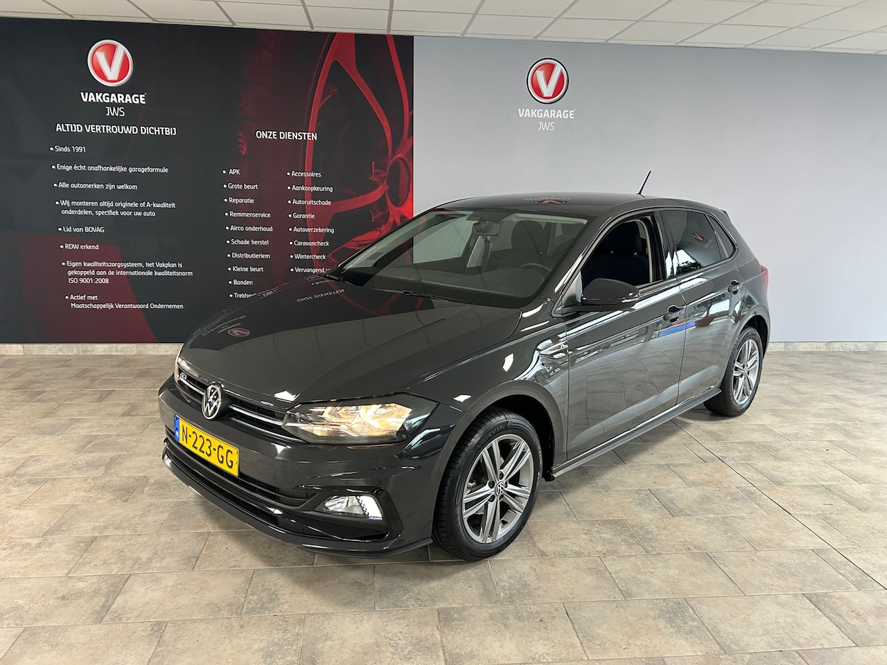 Volkswagen Polo - 1.0 TSI R-Line Edition rijklaar incl. beurt en garantie. - AutoWereld.nl