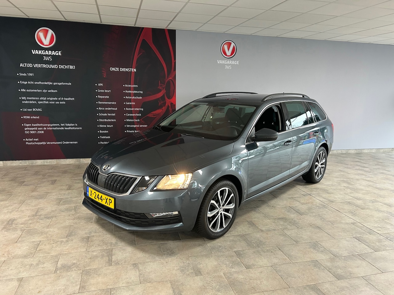 Skoda Octavia Combi - 1.4 TSI Business afl. rijklaar incl. beurt - AutoWereld.nl