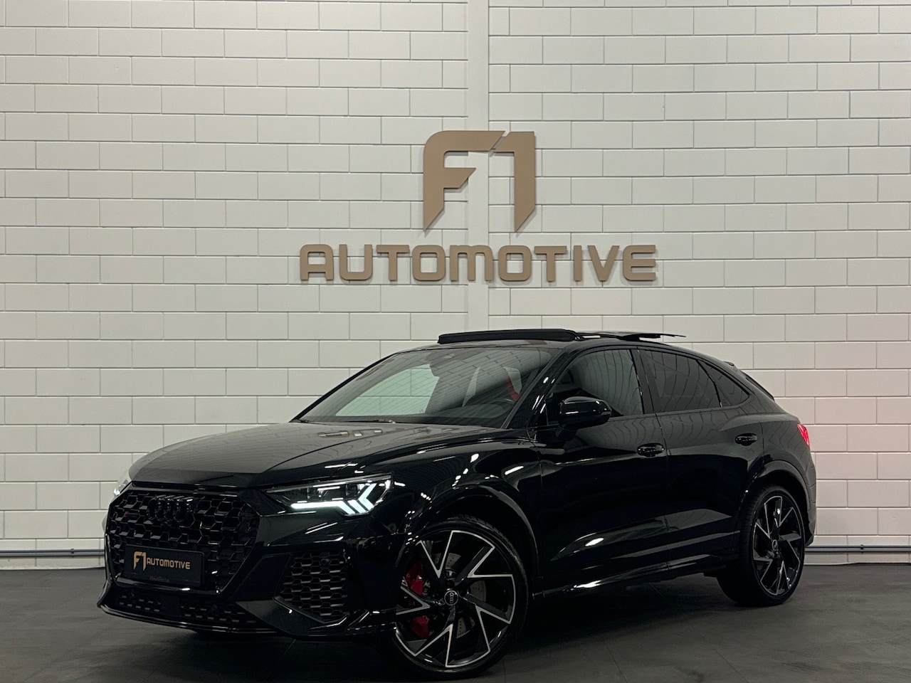 Audi RSQ3 Sportback - Pano|Keyles|B&O|RS Seat|Camera|Sfeer|VOL - AutoWereld.nl