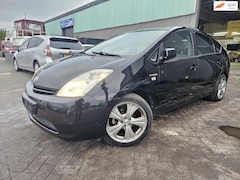 Toyota Prius - 1.5 VVT-i GARANTIE