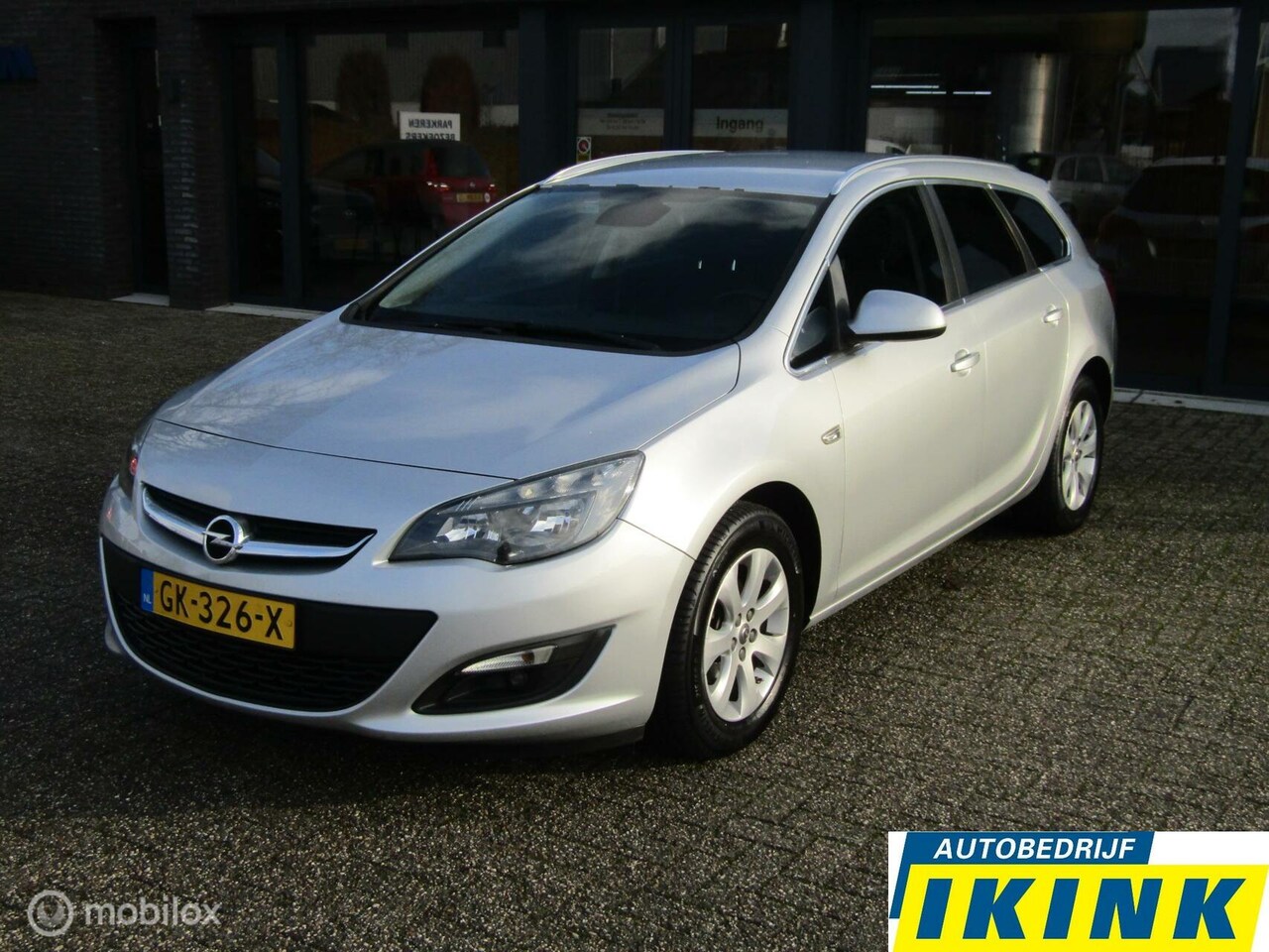 Opel Astra Sports Tourer - 1.4 Turbo Edition | AGR-Stoelen, PDC, Trekhaak - AutoWereld.nl