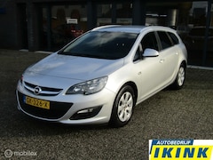 Opel Astra Sports Tourer - 1.4 Turbo Edition | AGR-Stoelen, PDC, Trekhaak