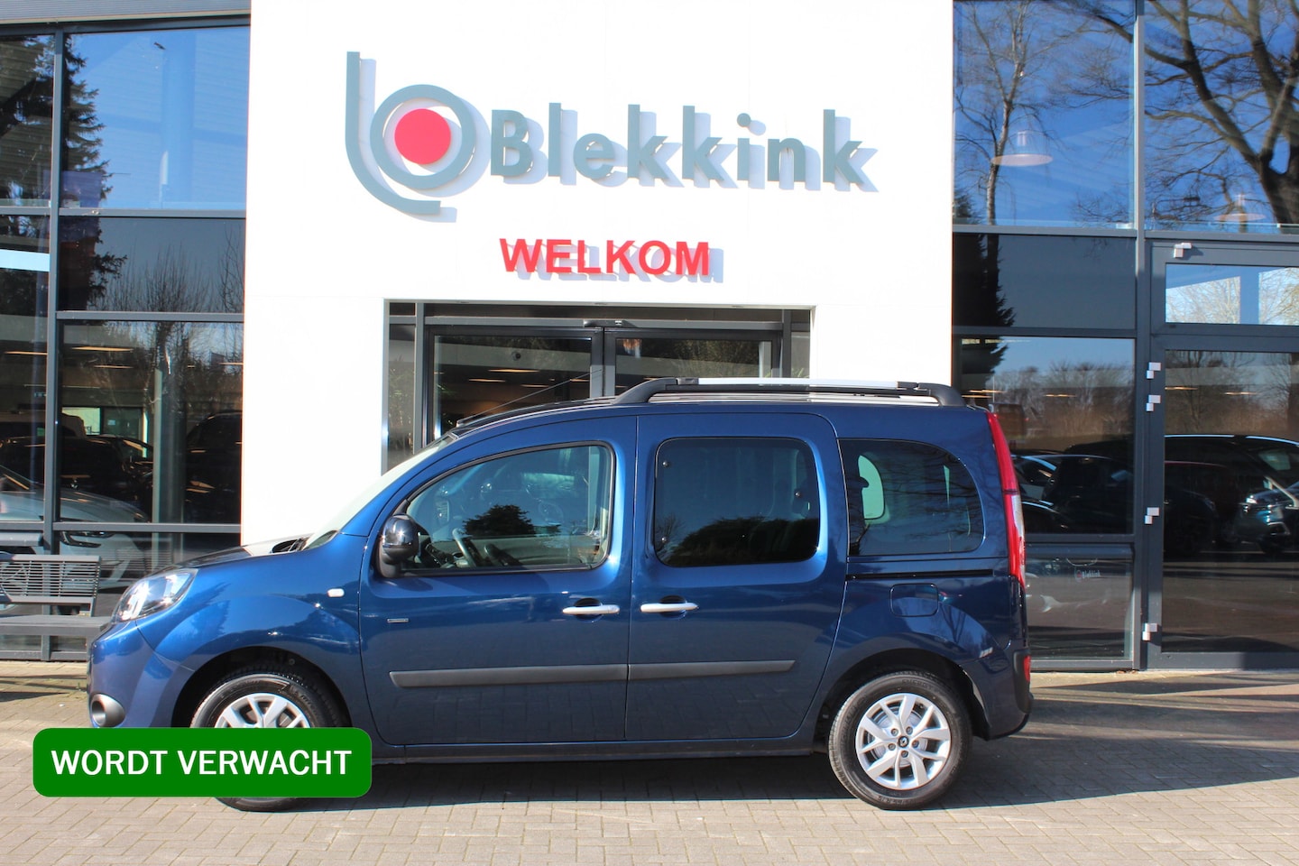 Renault Kangoo Family - 1.2 TCe 115 pk Limited airco, cruise controle, elec ramen, parkeer sensoren - AutoWereld.nl