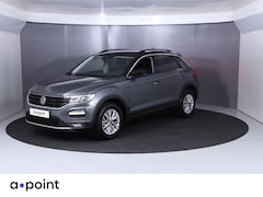 Volkswagen T-Roc - 1.0 TSI Style 110 pk | Navigatie | Parkeersensoren (Park assist) | Achteruitrijcamera | Ad